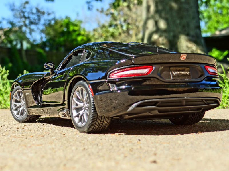 Illustration for article titled LaLD 'Murica Monday Maisto 1:18 Viper GTS